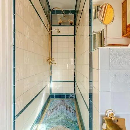 Steampunk Penthouse With Roof Terrace شقة برلين