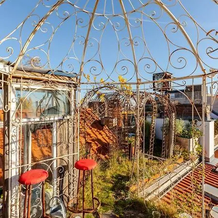 شقة Steampunk Penthouse With Roof Terrace