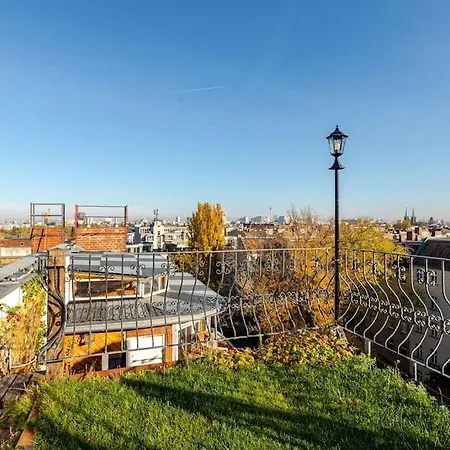 Steampunk Penthouse With Roof Terrace *
